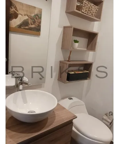 Apartamento En Venta En Ingemar. Cod V5703