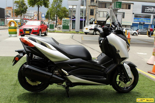 Yamaha X-max 300