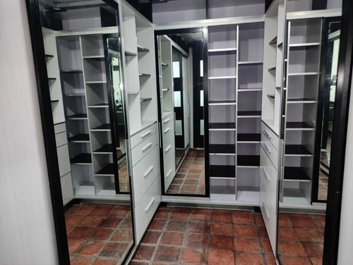 Imagen 7 de 13 de Townhouse En Naguanagua, Conjunto Las Lajas