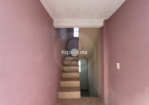 Casa En Renta En Cacalomacan Centro