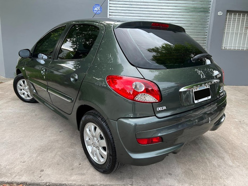 Imagen 3 de 25 de Peugeot 207 1.4 Hdi Allure 2012 / 5 Puertas / 1º Dueño