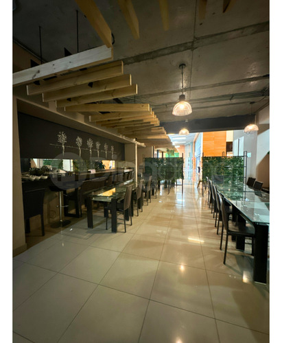 Arriendo Local Comercial Céntrico Dos Pisos Para Restaurant