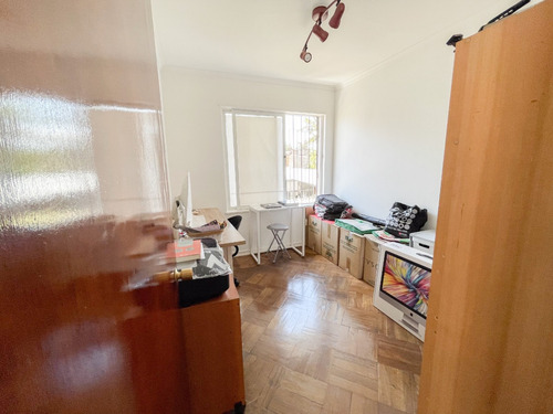 Departamento-casa Con Goce Exclusivo De Terreno En Ñuñoa