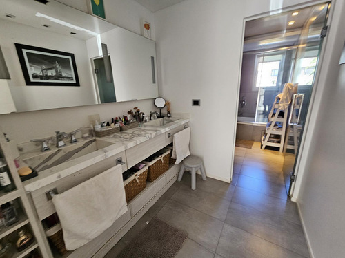 Espectacular Casa En Barrio Semi Privado