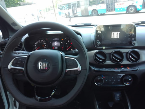 Fiat Strada 1.4 8v Freedom Cd