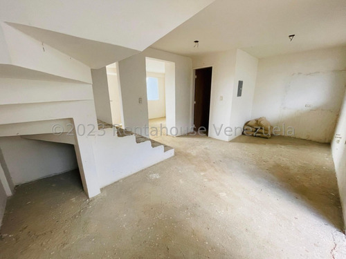 Imagen 14 de 30 de Casa En Venta En La Piedad Norte Cabudare Lara ++23-19030 */m.e.c - R-a-h N° +0-4-2-4- 5.5.6. 5.7. 5.9 *--**