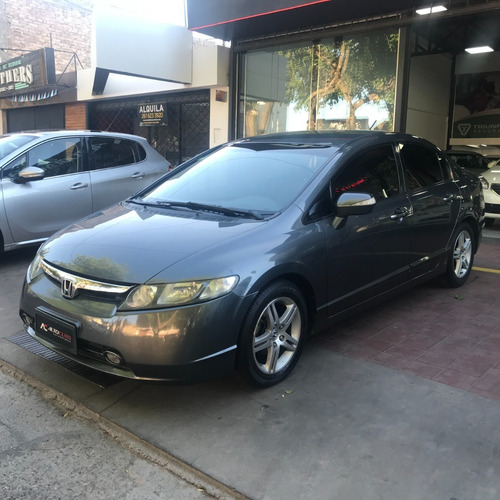 Imagen 2 de 8 de Honda Civic