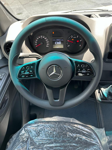 Mercedes-benz Sprinter Van 517 Big 21 Lugares