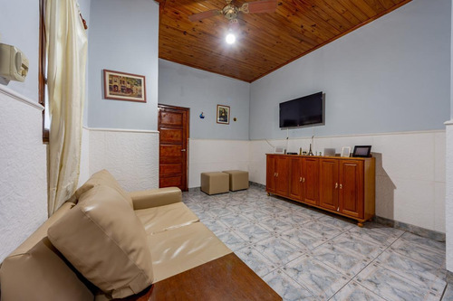 Imagen 11 de 20 de Venta/permuta Dpto Centro Ph De 2 Dormitorios Con Patio Y Terraza. Arroyito, Rosario.