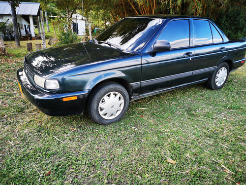 Nissan Sentra 1.6 B13 Super Especial