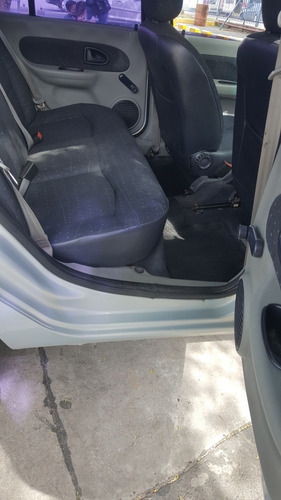 Imagen 10 de 15 de Renault Clio 1.5 Expression 2006