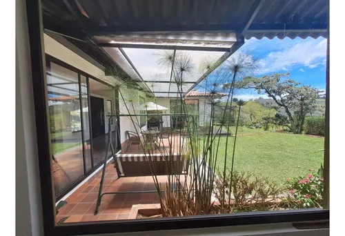 En Arriendo Finca El Carmen De Viboral