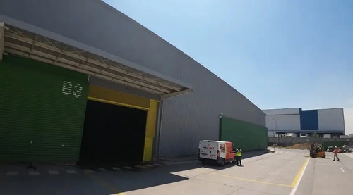 Arriendo De Bodega 2700 M² En Condominio En San Bernardo