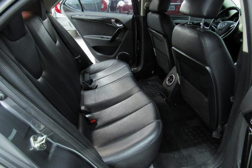 J5 Sedan 1.5 16v 4p Mec.