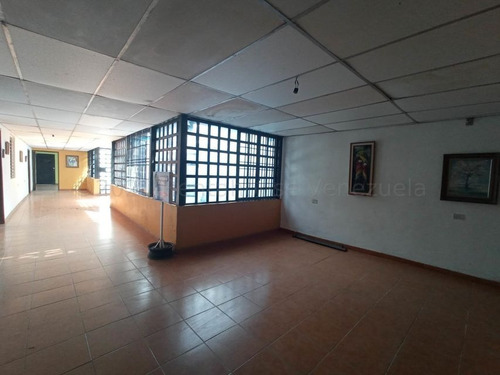 Imagen 5 de 12 de Leida Falcon Rentahouse Vende Casa En San Blas Valencia 22-12640 Lf
