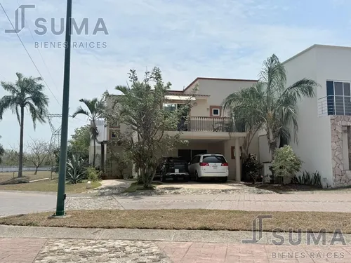 Casa Con Alberca En Venta En Residencial Náutico, Altamira Tamaulipas. - foto 1