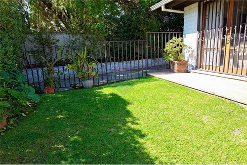 Imagen 3 de 18 de Se Vende Casa En Las Condes 3d + 3b + 4 Est.