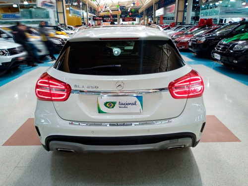Imagem 6 de 13 de Mercedes-benz Gla 250 2015 2.0 Turbo Sport Teto Panorâmico