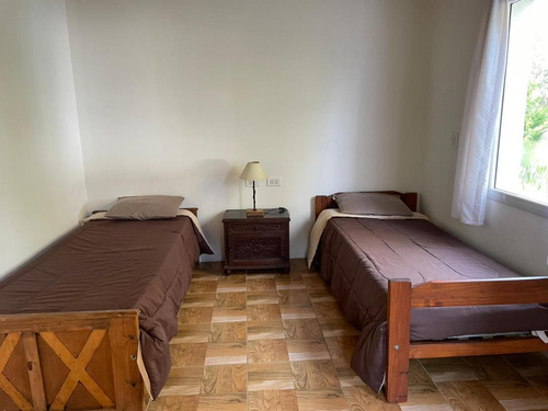 Casa En Venta - 3 Dormitorios 3 Baños - Mar De Cobo