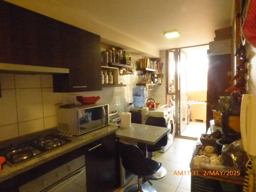 Amplio Depto 2d Y 2 B Mas Estac Y Bodega En Walker Martinez