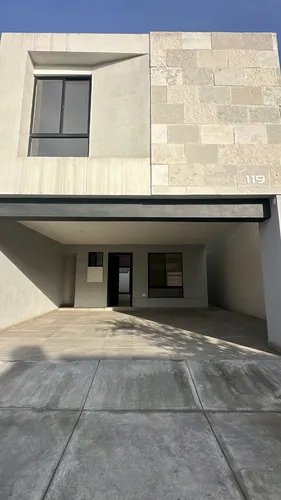 Casa En Venta En Salvaterra Privada En Escobedo Frente Cavazitos