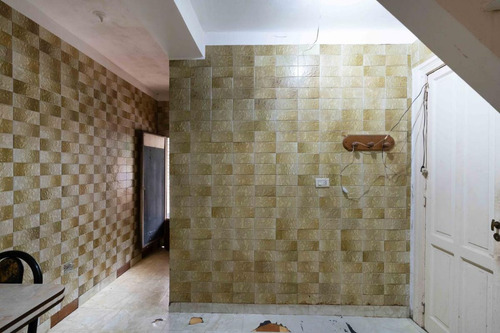 Venta Casa 5 Ambientes A Refaccionar !!!