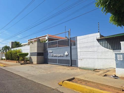 Townhouse Venta Sector La Picola Maracaibo Next 651