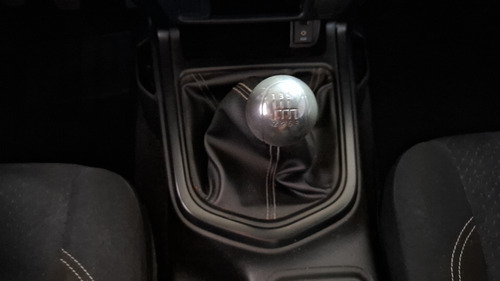 Nissan NP300 2.5 DOBLE CABINA SE AC PAQ SEG