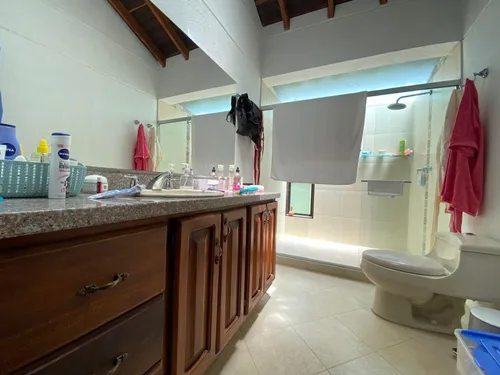 Casa En Venta En Las Brisas. Cod V10099