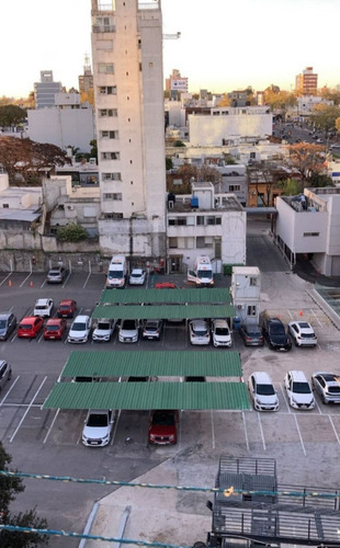 Vendo Con Renta Apartamento De 1 Dormitorio, Balcon Al Frente Con Vista Al Mar, Piso Alto, Vista Despejada Y Ventilacion Cruzada Proximo A World Trade Center, Acepta Banco.