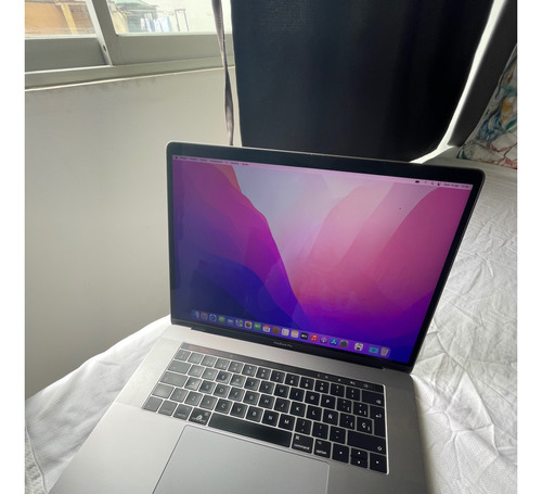 Macbook Pro Touch Bar 15.4 Pulgadas 2017