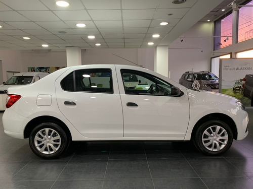 Imagen 2 de 16 de Renault Logan 1.6 Life Aa