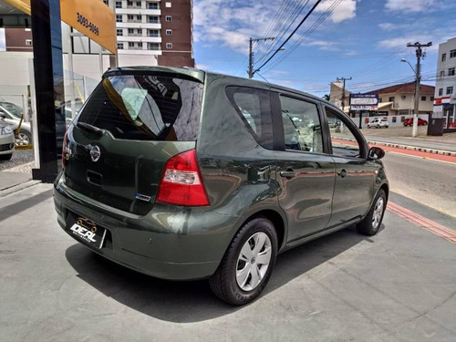 Nissan Livina 1.6 16v