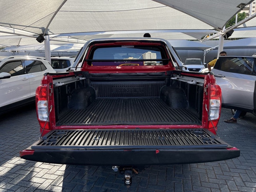 Imagem 6 de 14 de Nissan Frontier 2.3 Td Cd Le 4x4 (aut)