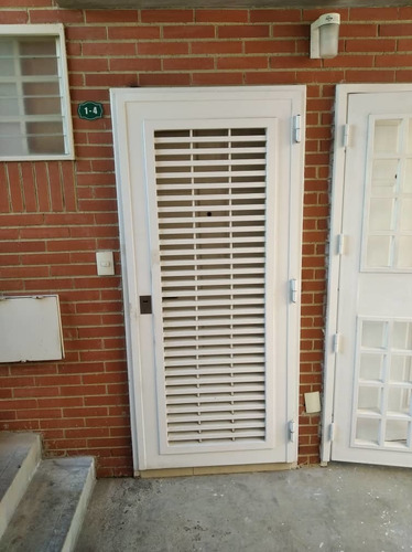 Imagen 3 de 14 de Venta De Apartamento Urb. Alto Grande Guatire