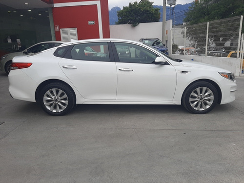 Imagen 6 de 15 de Kia Optima 2.4 Gdi Ex At 2018 Ac Abs Ee Vp Ba
