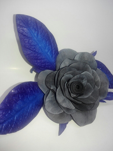 Imagen 3 de 6 de Rosa Negra Artificial Artesanal