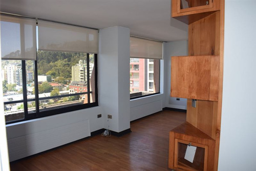 Amplio Departamento En Venta De 1 Dorm Y Estac En Concepción