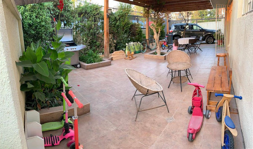 Casa Mediterránea En Alonso De Camargo