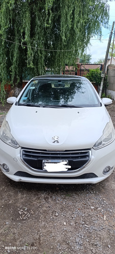 Peugeot 208 1.6 Allure Touchscreen