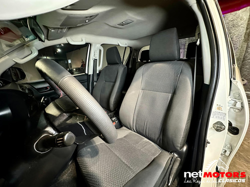 Toyota Hilux 2.8 Tdi Cabina Doble Mt