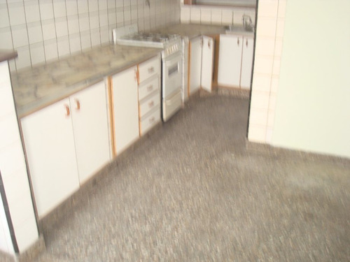 Imagen 5 de 14 de Duplex En Venta En Moron Sur