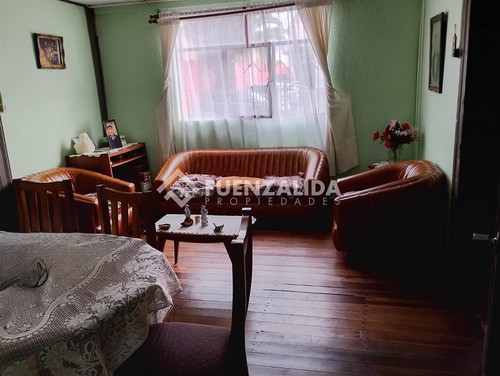 Casa En Venta De 14 D Y 3 B En Lugar Céntrico De Concepción