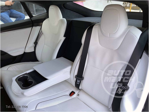 Tesla Model S 2022