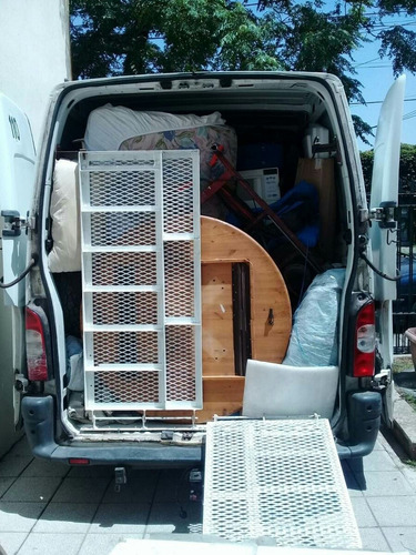Imagen 5 de 10 de Mudanzas Fletes Traslados D Vehículos Motos Embarcaciones