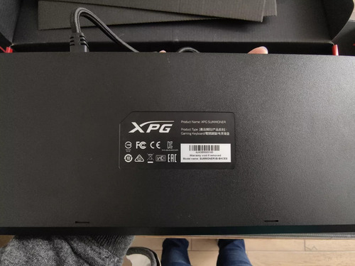 Teclado Gamer Xpg Summoner Rgb Cherry Mx Blue -español Latam Gris Español Latinoamérica (Usado)