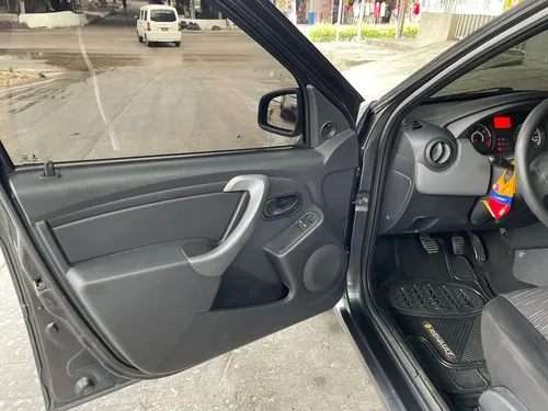 Renault Logan 1.6 Expression Fii