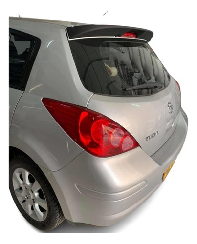 Spoiler Nissan Tiida Hatchback En Fibra De Vidrio