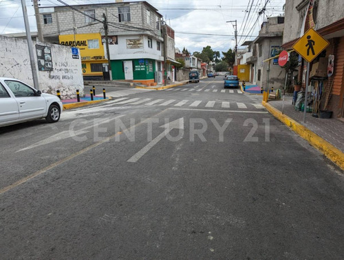 Terreno En Venta A Unas Cuadras De La Recta Y Zavaleta ,junto A Club Britania
