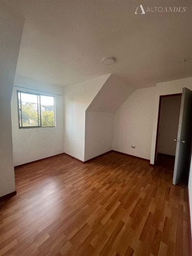 Casa En Venta De 3 Dorm. En Talca